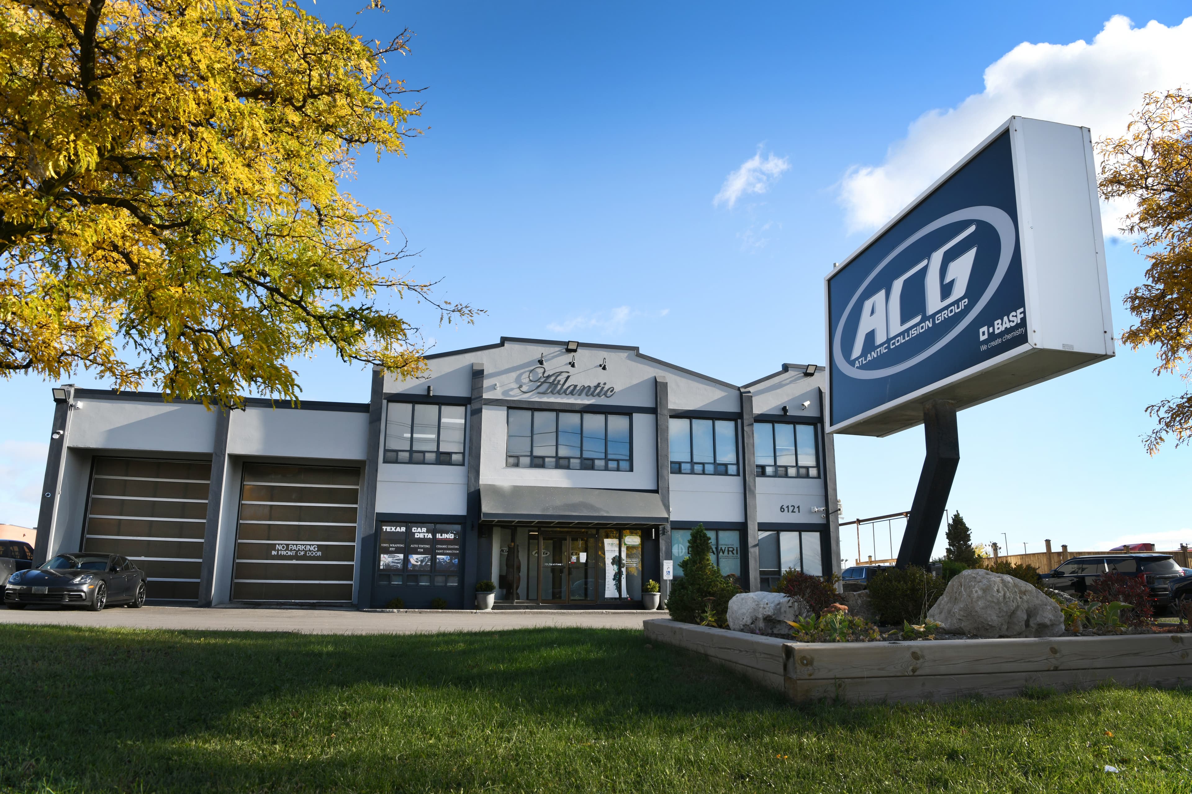 Auto body collision repair shop